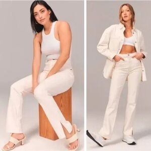 A&F ‘90s Ultra High Rise Jeans